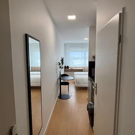 Aparthotel Sweetly Bordeaux Aeroparc 3*